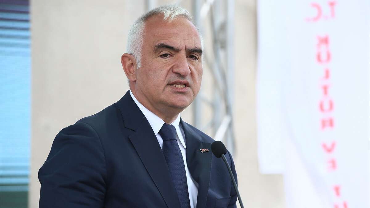Mehmet Nuri Ersoy: Türkiye turizmini geleceğin rekabetine bugünden hazırlıyoruz