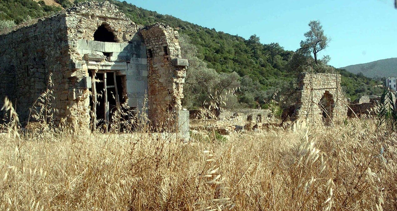Bodrum’daki 1500 yıllık manastır zamana direniyor